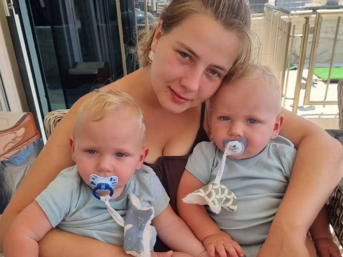 Instagram-Selfie von Sarafina Wollny und ihren beiden Jungs Emory und Casey vom 5. August 2022.