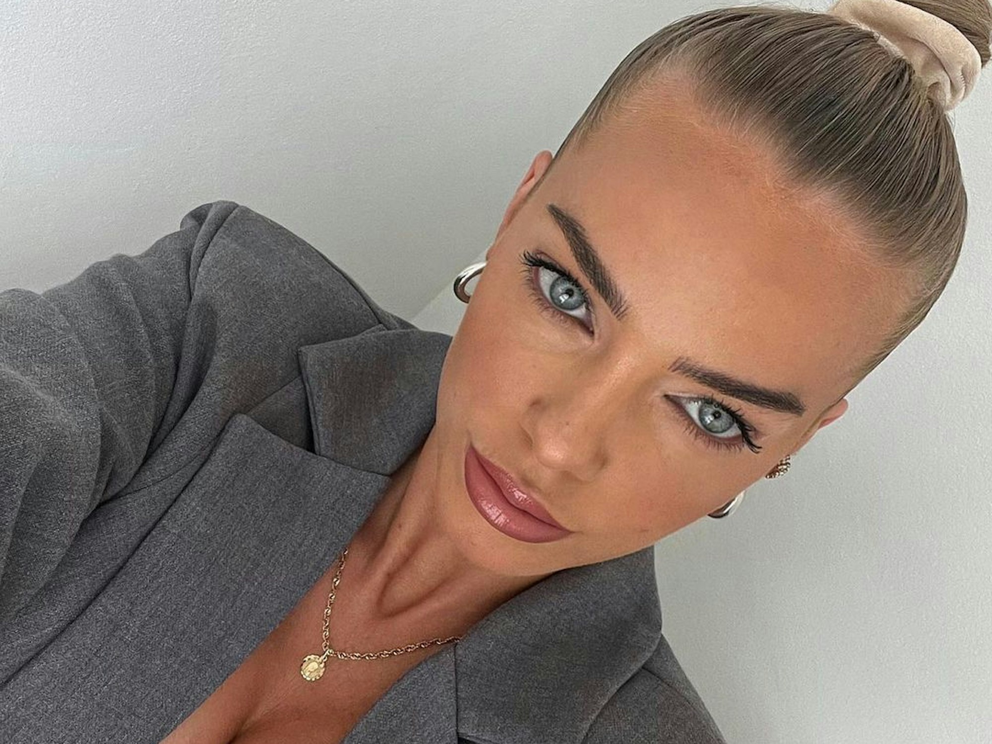 Pietro Lombardis Freundin Laura Maria Rypa, hier auf einem Instagram-Selfie vom Juli 2022, begeistert ihre Fans mit einem Babybauch-Update auf Instagram.