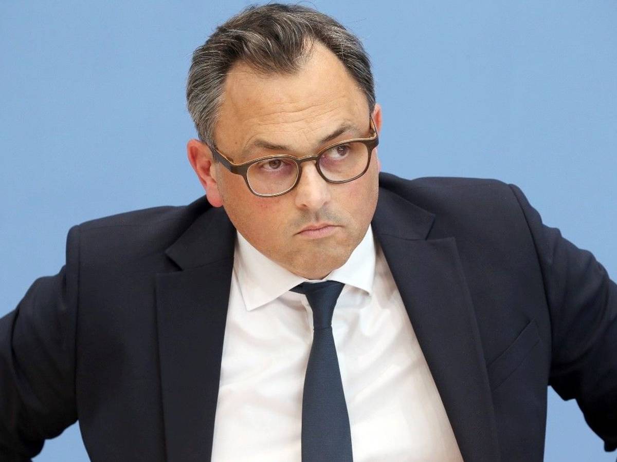 Christian Karagiannidis, ARDS und ECMO Zentrum Köln-Merheim, nimmt an der Pressekonferenz „Vorbereitung auf Herbst/Winter 2022/23“ des Corona-ExpertInnenrats der Bundesregierung teil.