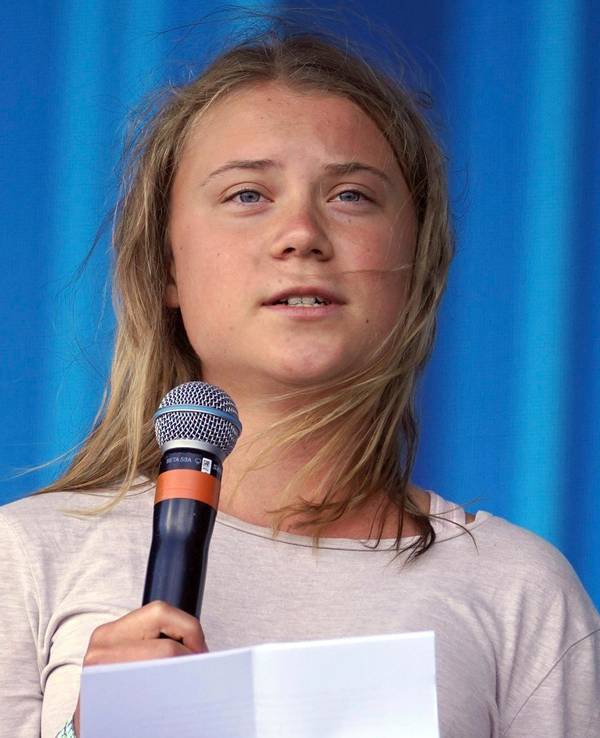 Greta Thunberg (hier am 25.06.2022 in Glastonbury) hat sich über ihr Privatleben geäußert.
