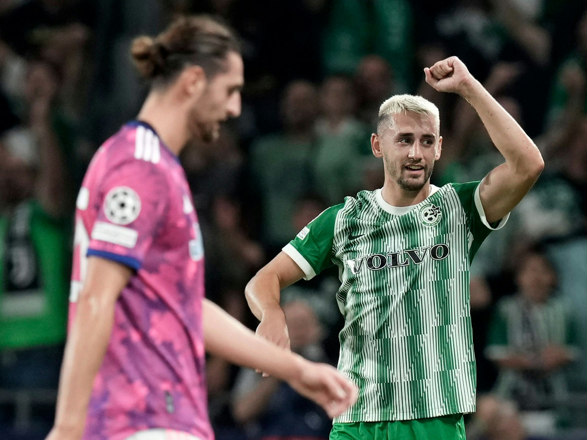 Maccabis Omer Atzili bejubelt das 2:0 gegen Juventus.