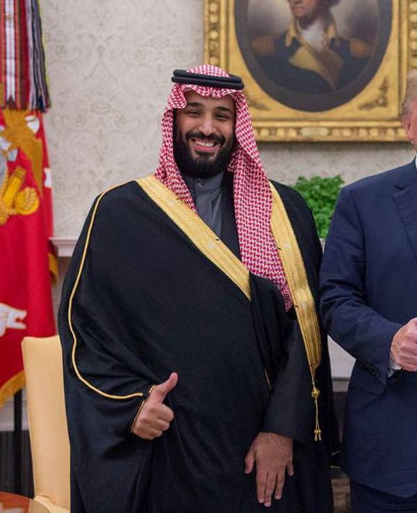 US-Präsident Donald Trump (r) empfängt den saudischen Kronprinzen Mohammed bin Salman im Weißen Haus.