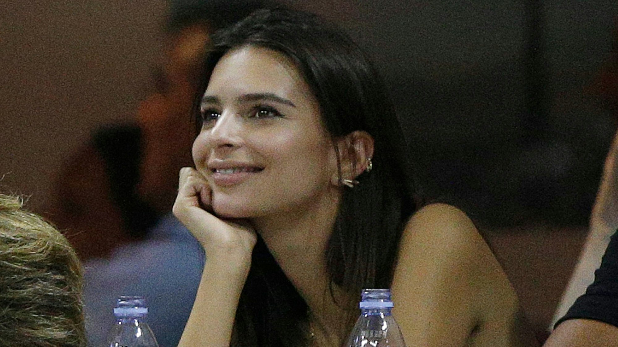 Emily Ratajkowski im Jahr 2015 bei einem Tennis-Spiel der US Open in New York.