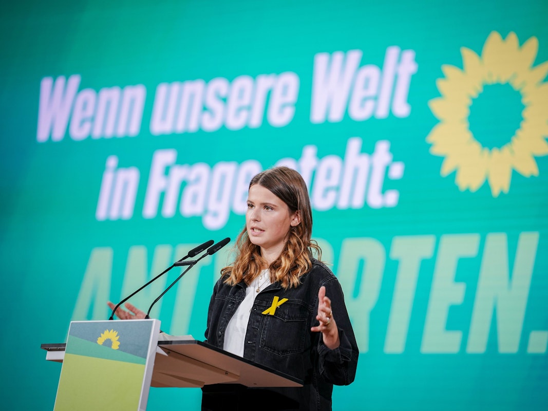 Luisa Neubauer, Klimaschutzaktivistin und Organisatorin von Fridays for Future, spricht beim Grünen-Bundesparteitag. Thema ist die «Klimakrise als Menschheitsaufgabe: für Klimaschutz, für Freiheit».