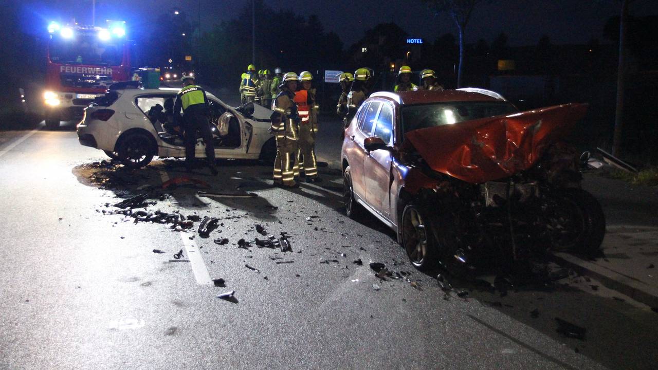Beide Fahrer wurden nach der Kollision schwer verletzt. Unser Archivfoto zeigt einen anderen Unfall.