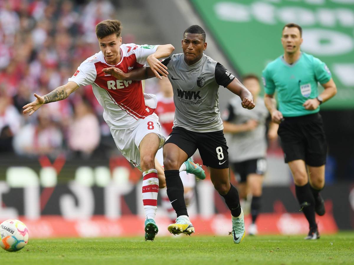 Denis Huseinbasic beim Spiel des 1. FC Köln am Ball.