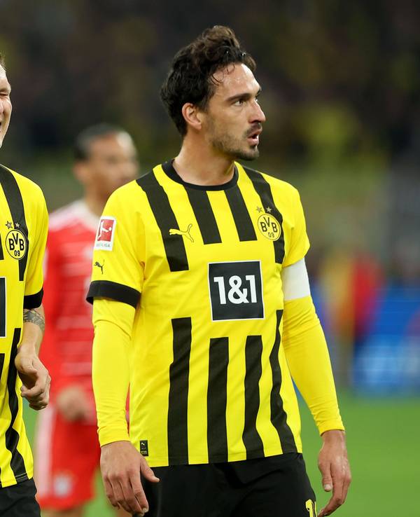 Niklas Süle und Mats Hummels im Trikot von Borussia Dortmund.