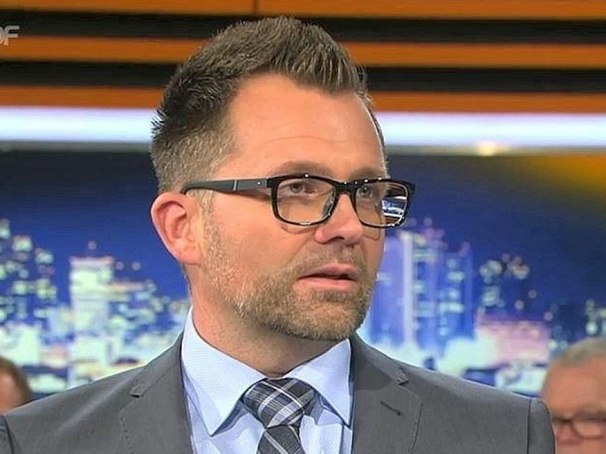 Polizist Alexander Ziegltrum bei „Aktenzeichen XY“.