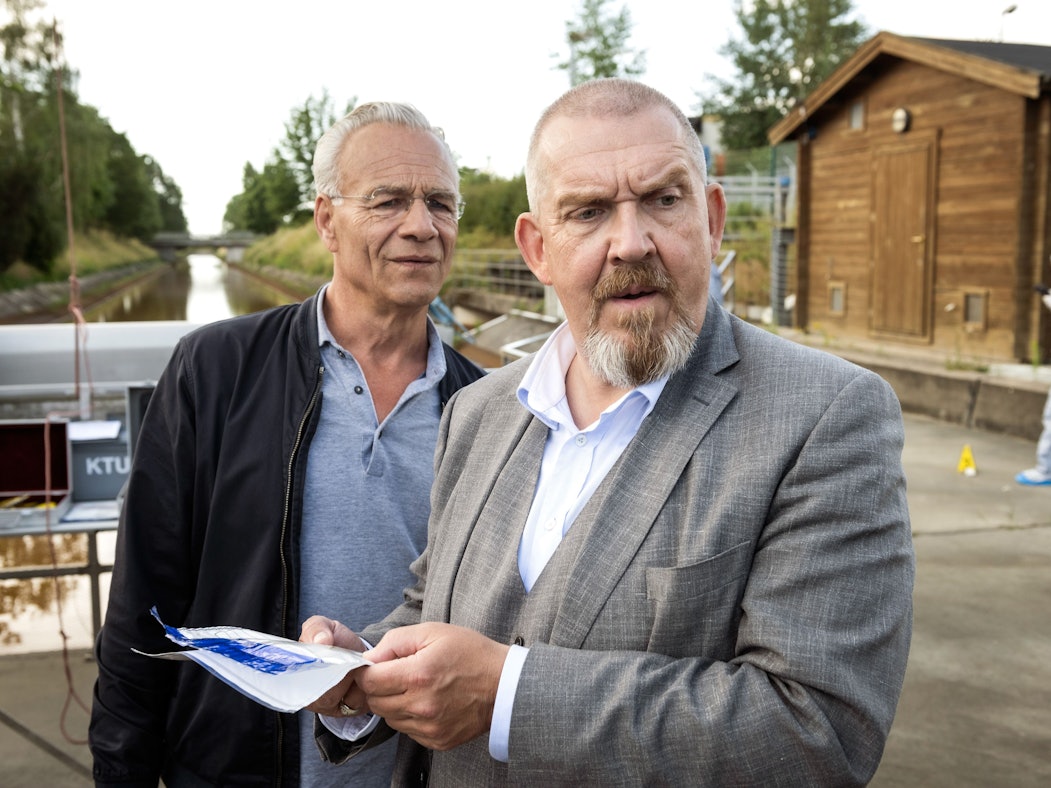 Max Ballauf (Klaus J. Behrendt, links) und Freddy Schenk (Dietmar Bär) im „Tatort: Die Spur des Blutes“.