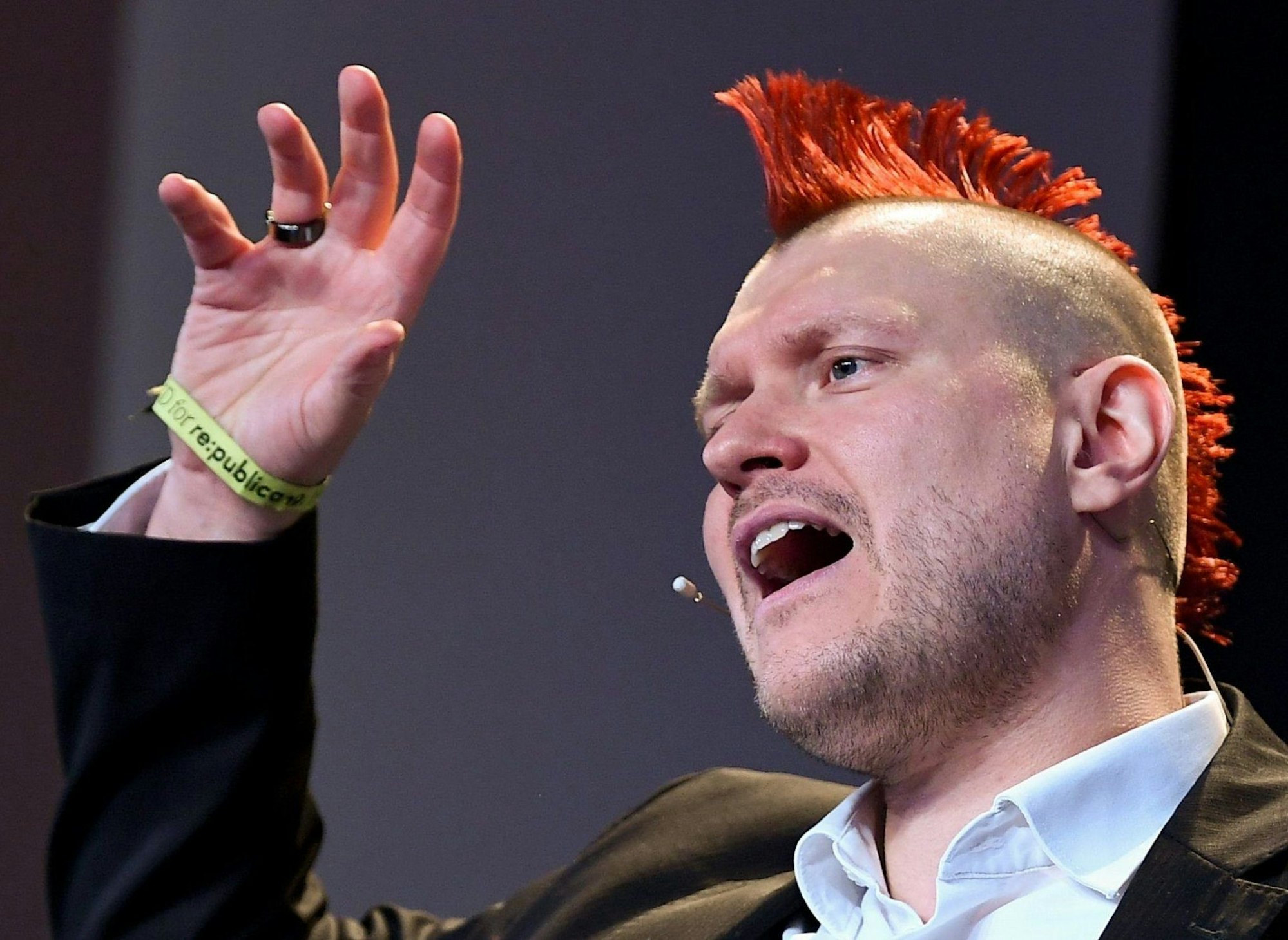 Sascha Lobo spricht am 6. Mai 2019 bei der Internetkonferenz „re:publica“.