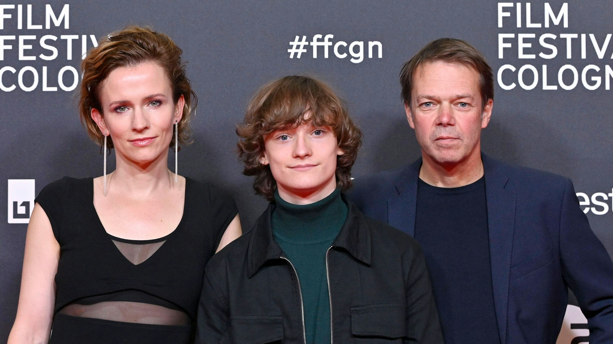 Adina Vetter, Claude Heinrich und Hans-Christian Schmid beim Screening des Kinofilms „Wir sind dann wohl die Angehörigen“ auf dem 32. Film Festival Cologne.