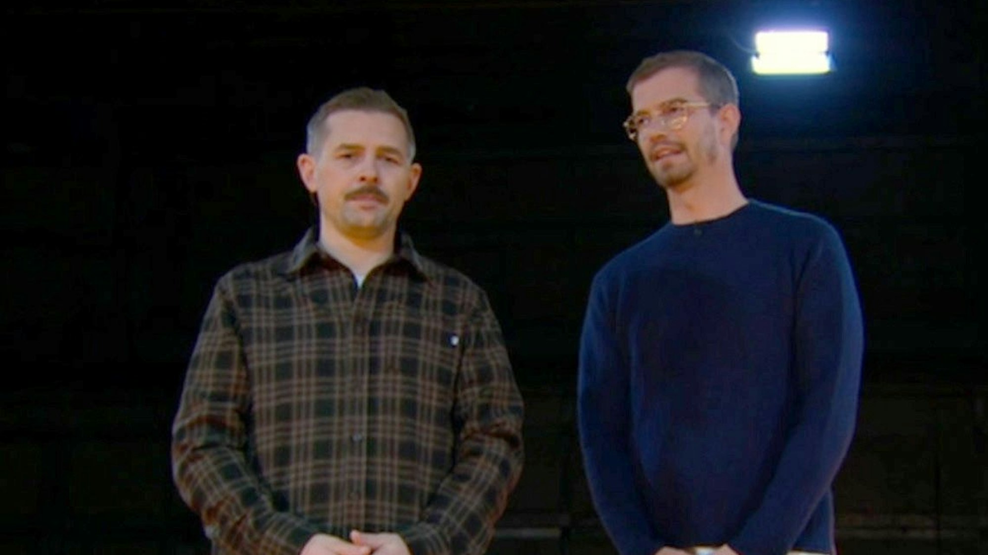 Joko (r) und Klaas treten in ihrer Show bei ProSieben auf.