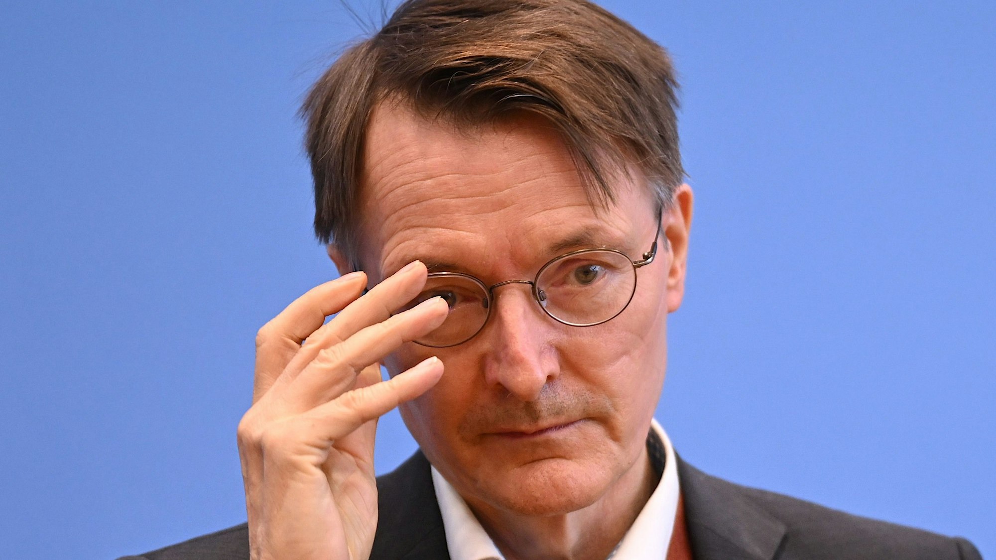 Karl Lauterbach (SPD), Bundesminister für Gesundheit, spricht in der Bundespressekonferenz.