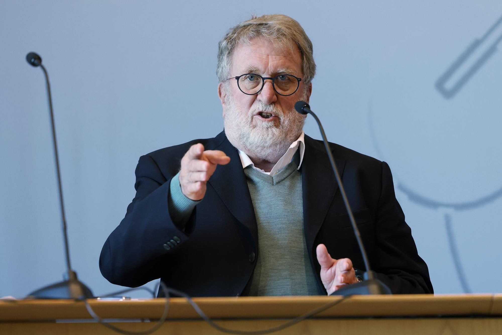 Thomas Mertens, Vorsitzender der Ständigen Impfkommission (STIKO), spricht während einer Pressekonferenz am 28. Oktober 2022.