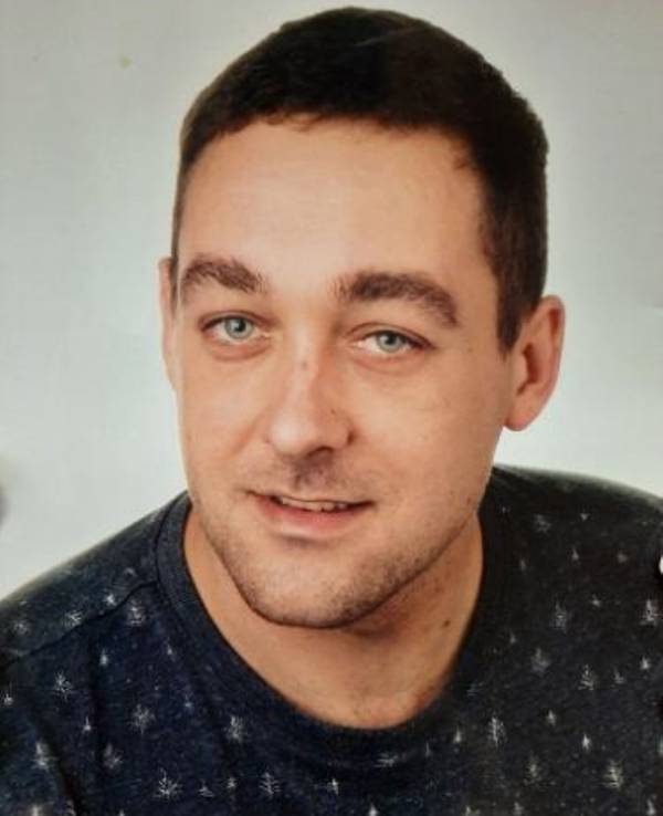 Ein Porträt von Dawid Jakub Walczak, der gebürtige Pole galt seit Mai 2020 als vermisst.