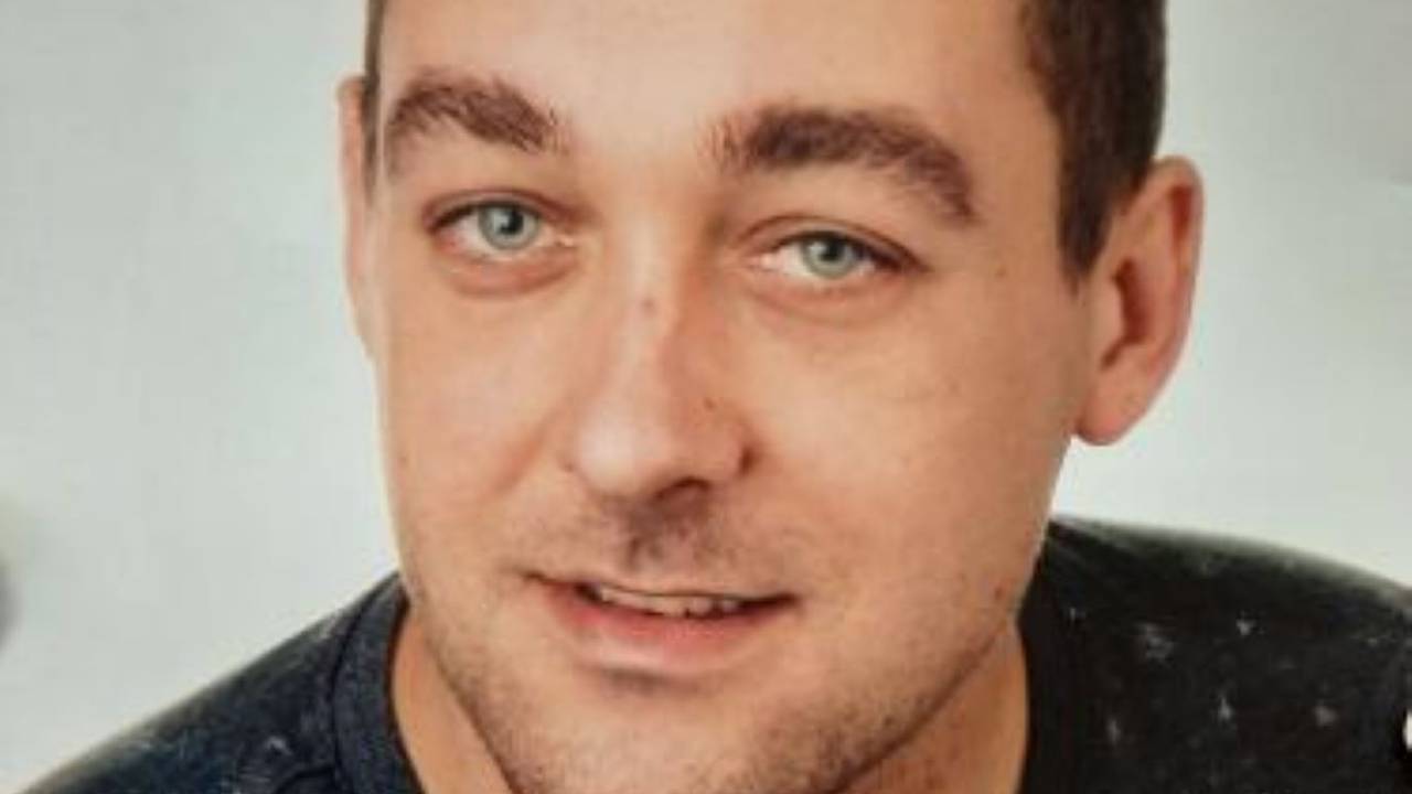 Ein Porträt von Dawid Jakub Walczak, der gebürtige Pole galt seit Mai 2020 als vermisst.