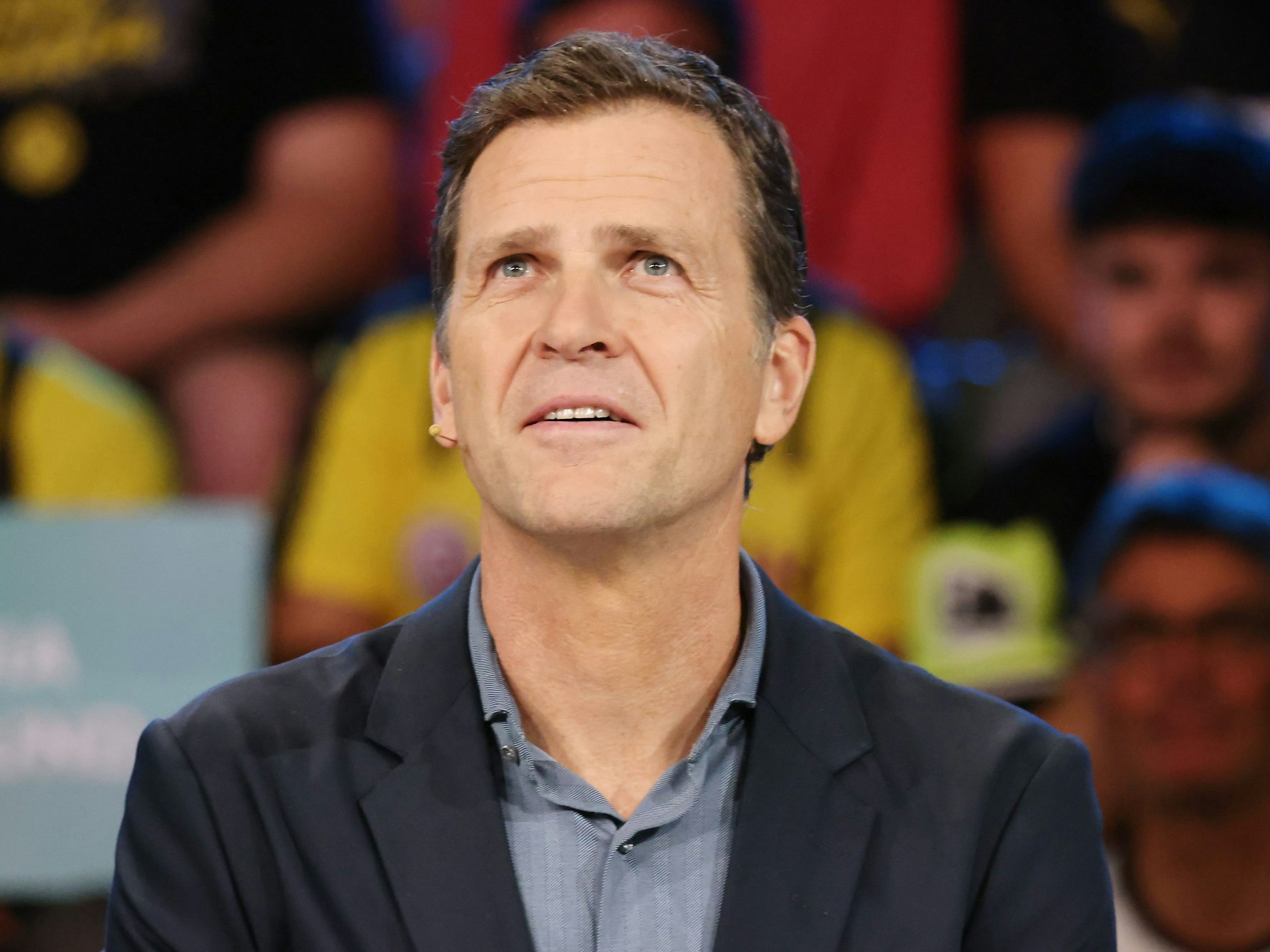 Oliver Bierhoff sitzt im Deutschen Fussball-Museum in Dortmund.