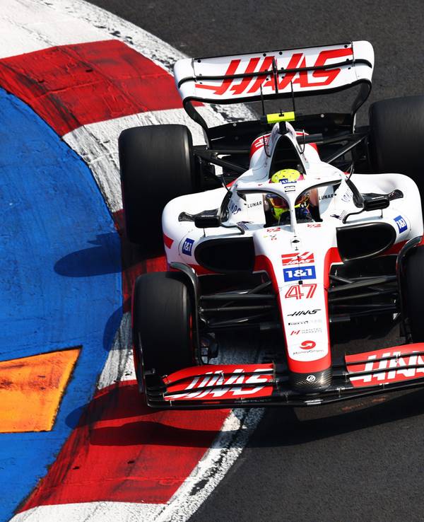 Mick Schumacher in Mexiko im Haas auf der Strecke.