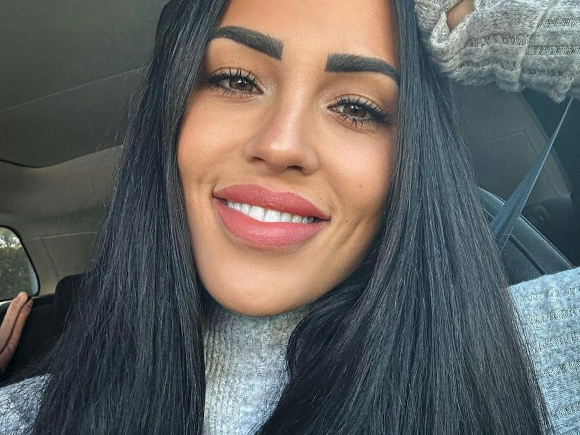 Elena Miras auf einem Selfie, das sie am 7. Oktober 2022 auf Instagram hochgeladen hat.