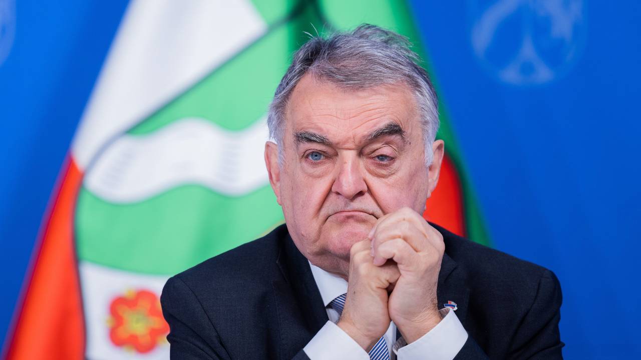 Innenminister Reul (hier am 11. Oktober 2022) hat vor Halloween an die Bürgerinnen und Bürger appelliert.