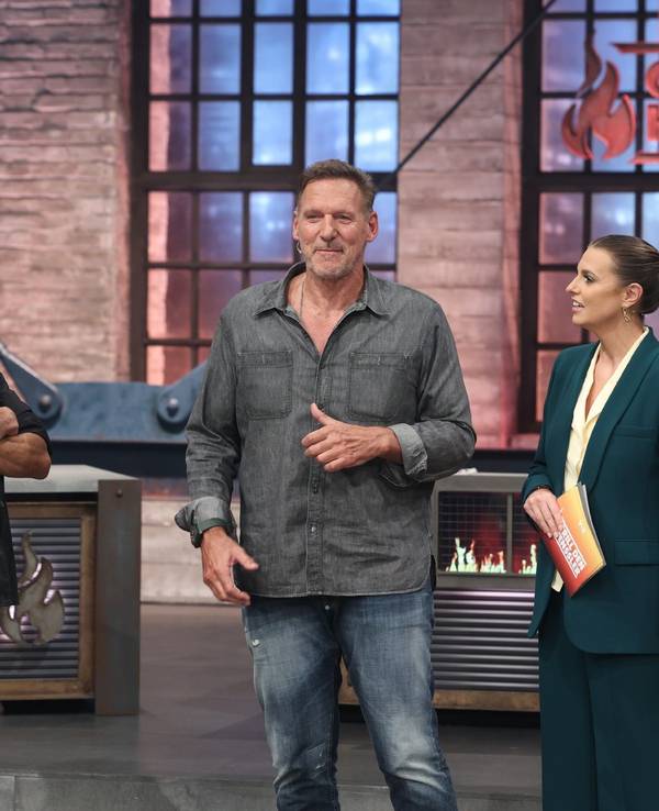 Steffen Henssler (l.), Ralf Moeller und Laura Wontorra während der Show.