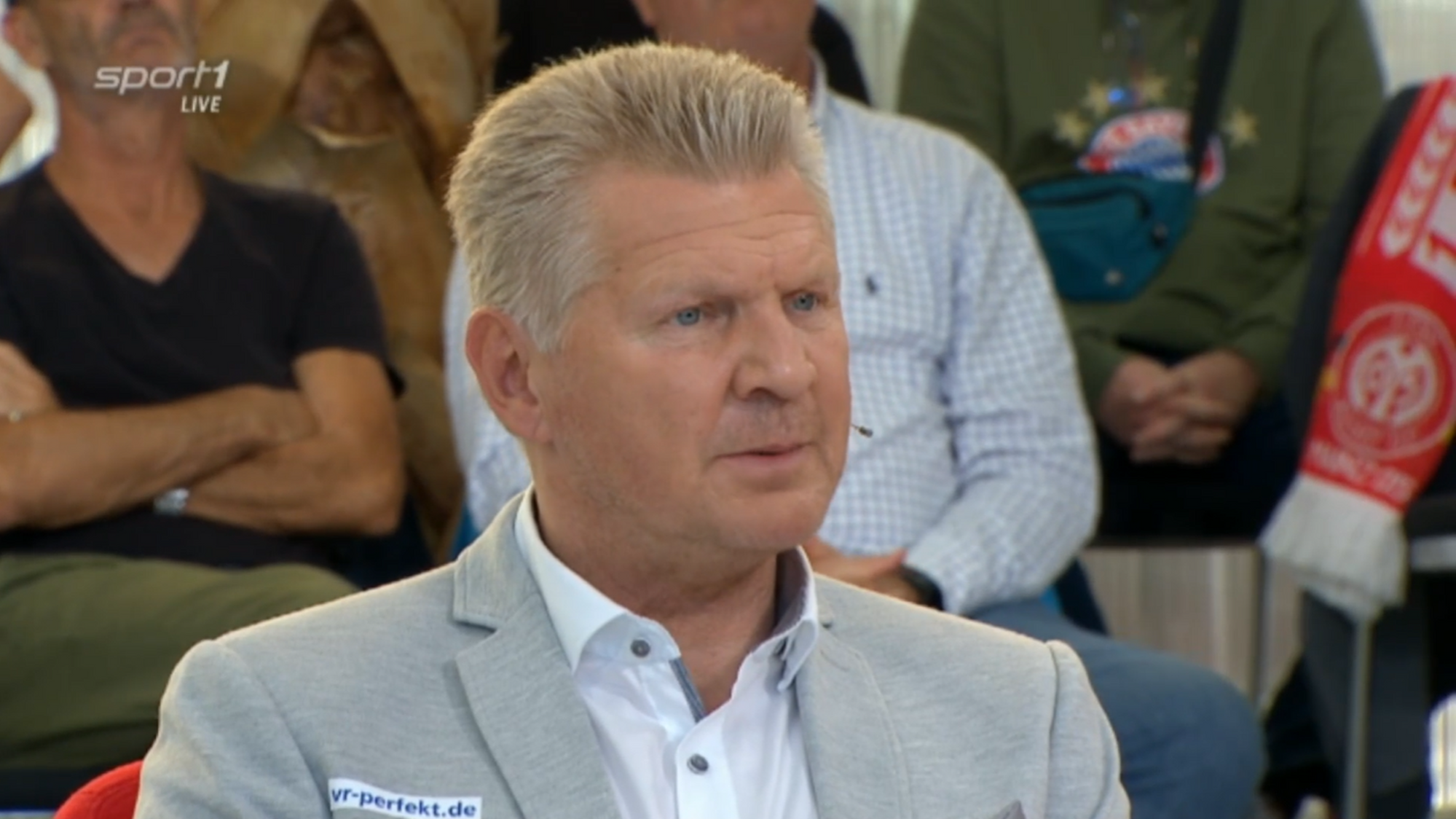 Sport1-Experte Stefan Effenberg in der Runde beim Doppelpass.