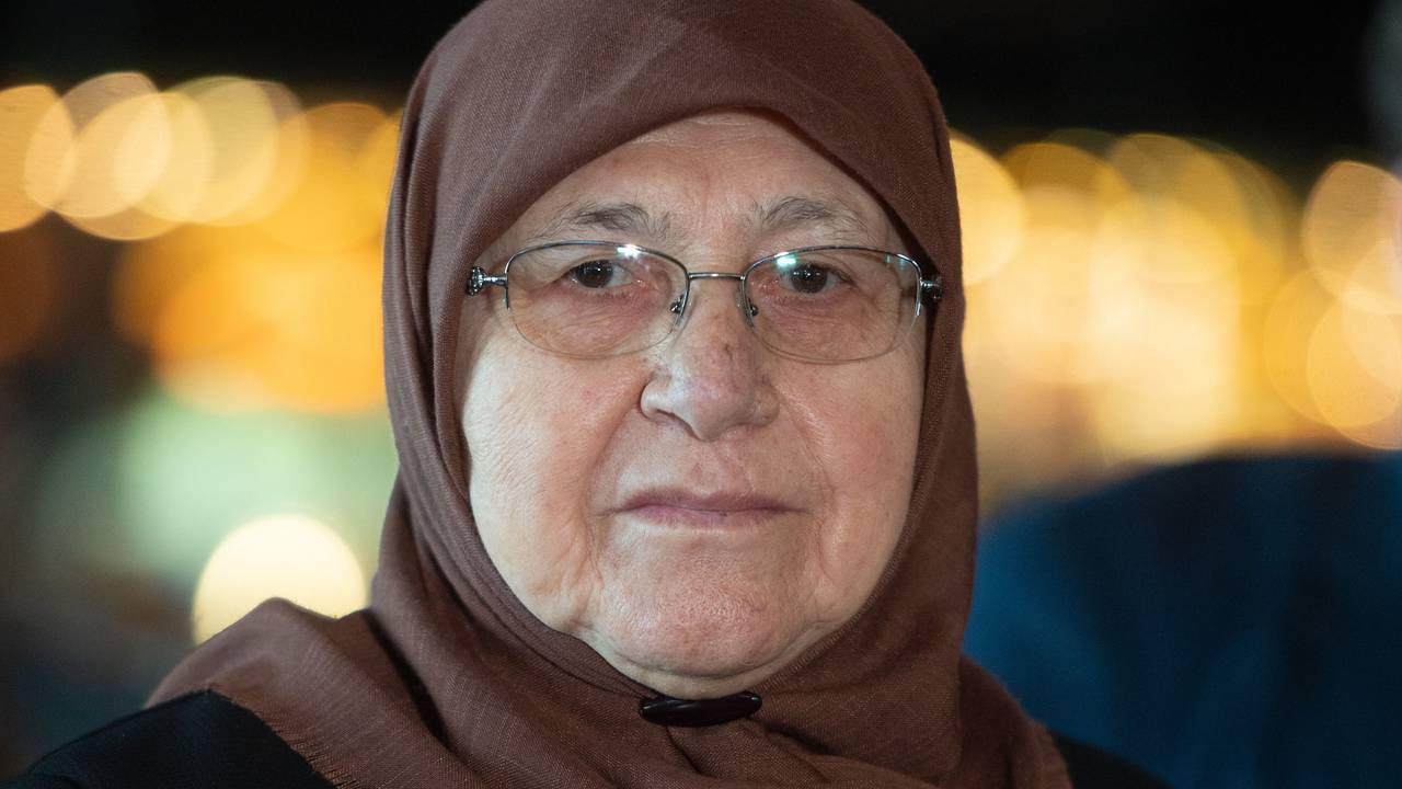 Mevlüde-Genç, aufgenommen im sogenannten "Dortmunder U" bei der Verleihung der Mevlüde-Genç-Medaille des Landes