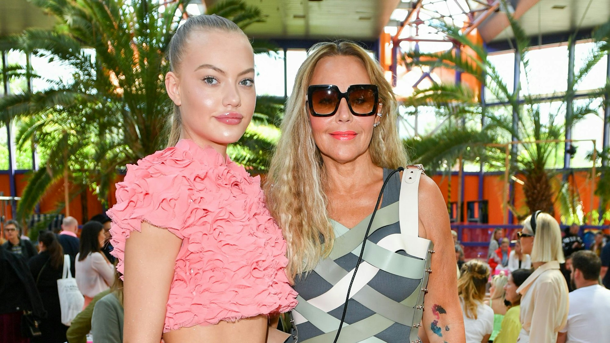 Natascha Ochsenknecht, hier mit ihrer Tochter Cheyenne am 04. Juli 2019 auf der Berliner Modewoche.