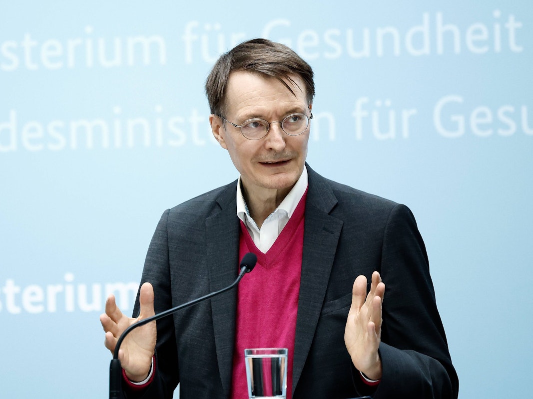 Karl Lauterbach (SPD), Bundesminister für Gesundheit, bei der Vorstellung der Corona-Kita-Studie zu den Auswirkungen der Corona-Pandemie auf Kinder und Jugendliche.