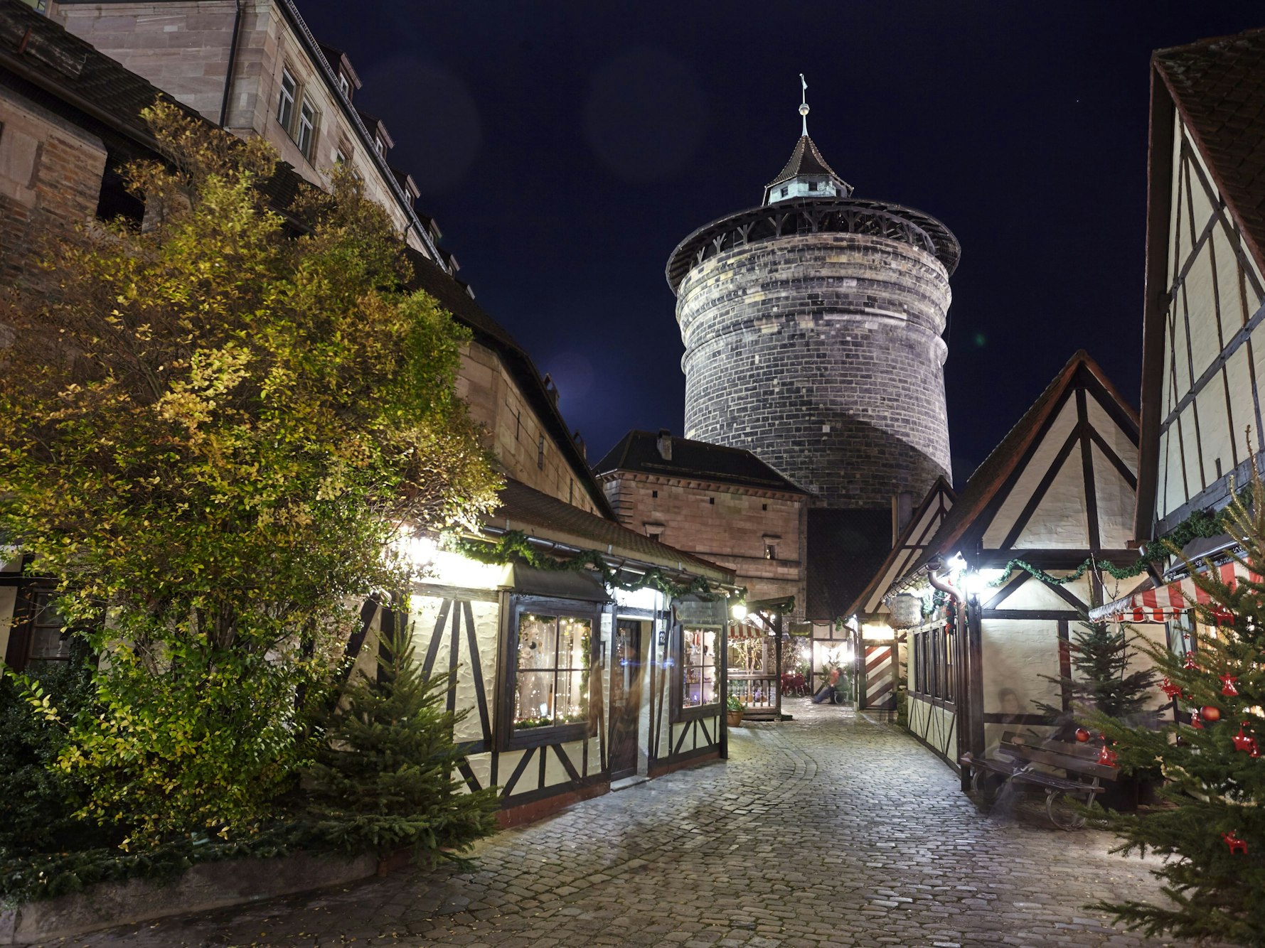 Auf dem Handwerkerhof werden regional gefertigte Produkte verkauft.