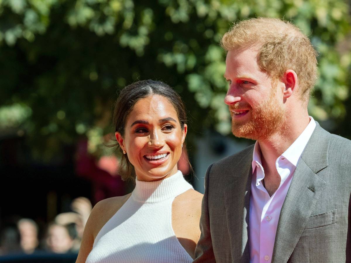 Der britische Prinz Harry und seine Frau Meghan in Düsseldorf.