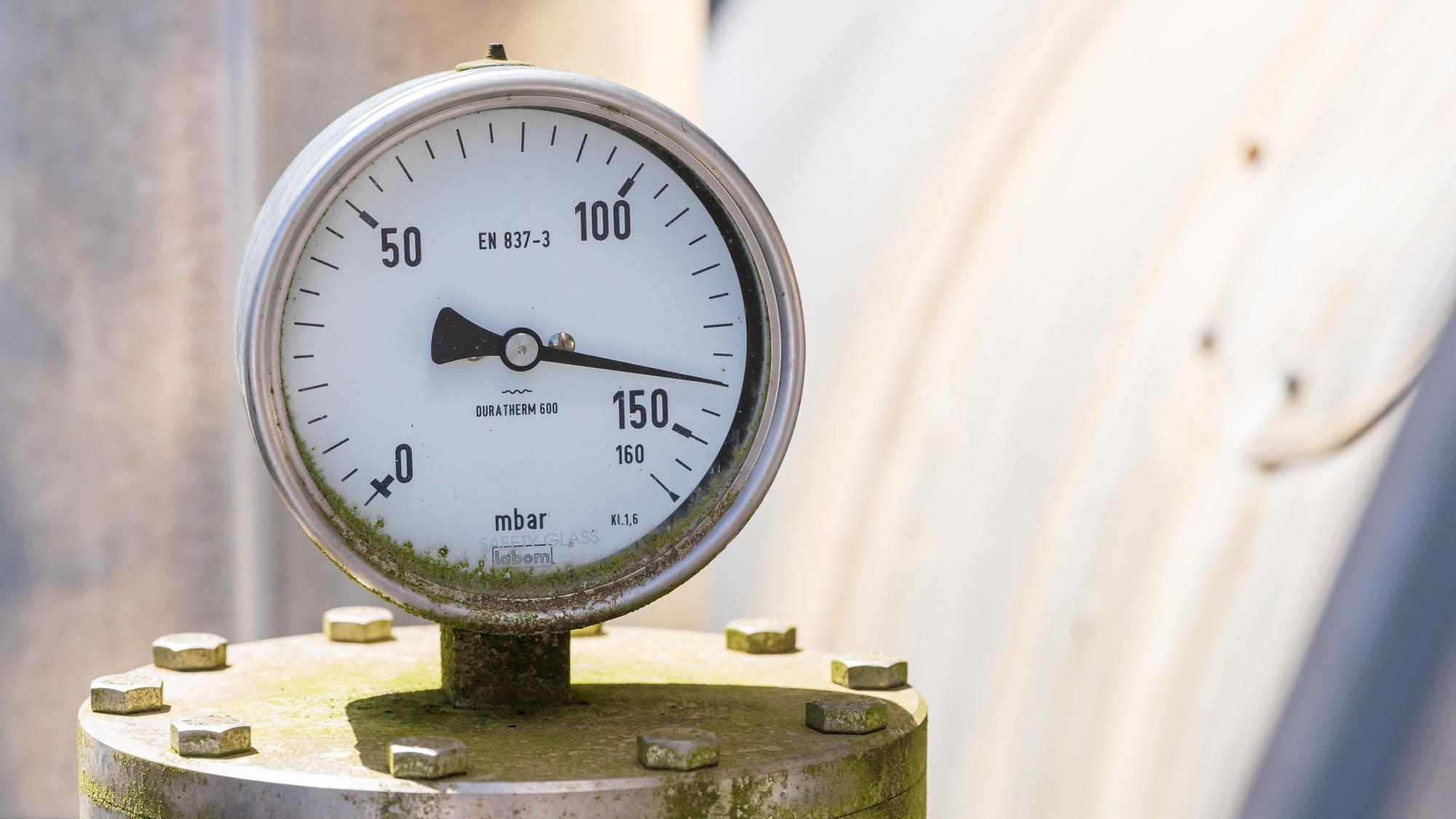 Eine Anzeige für Druck in der Anlage des Gasspeicher Wolfersberg