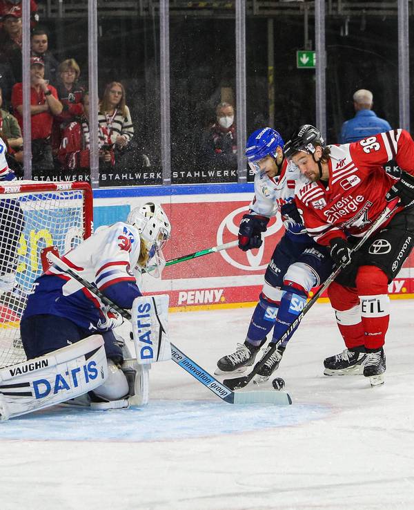 Lanxess Arena in Köln v.l.n.r.: Louis-Marc Aubry, Borna Rendulic, Arno Tiefensee, Arkadiusz Dziambor und Andreas Thuresson.