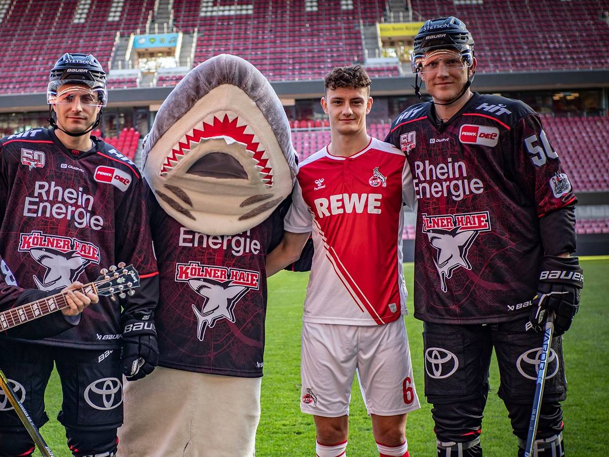 Führung im Kölner Stadion: Björn Heuser, Maxi Kammerer, Sharky, Eric Martel und Alex Oblinger (v.l)