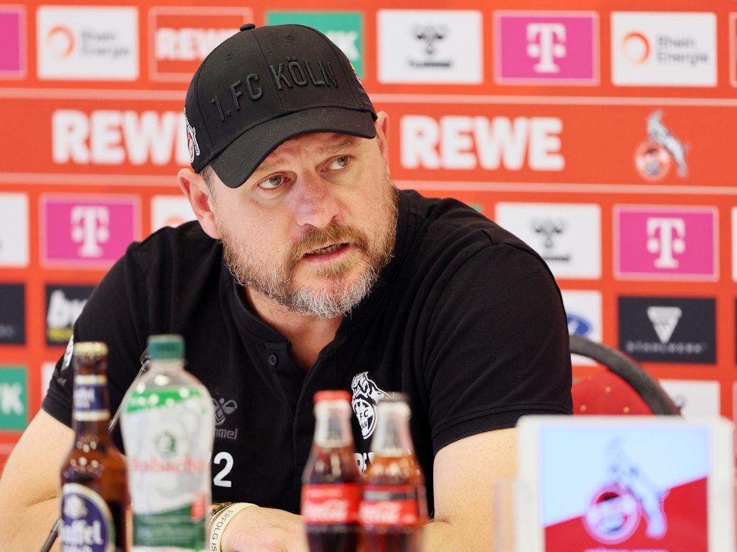 FC-Trainer Steffen Baumgart bei einer Pressekonferenz im Geißbockheim, hier am 19. Oktober 2022