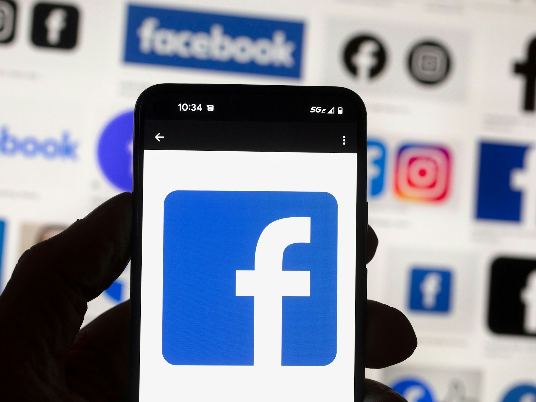 Facebook: Historische Massenentlassung bei Meta | Express