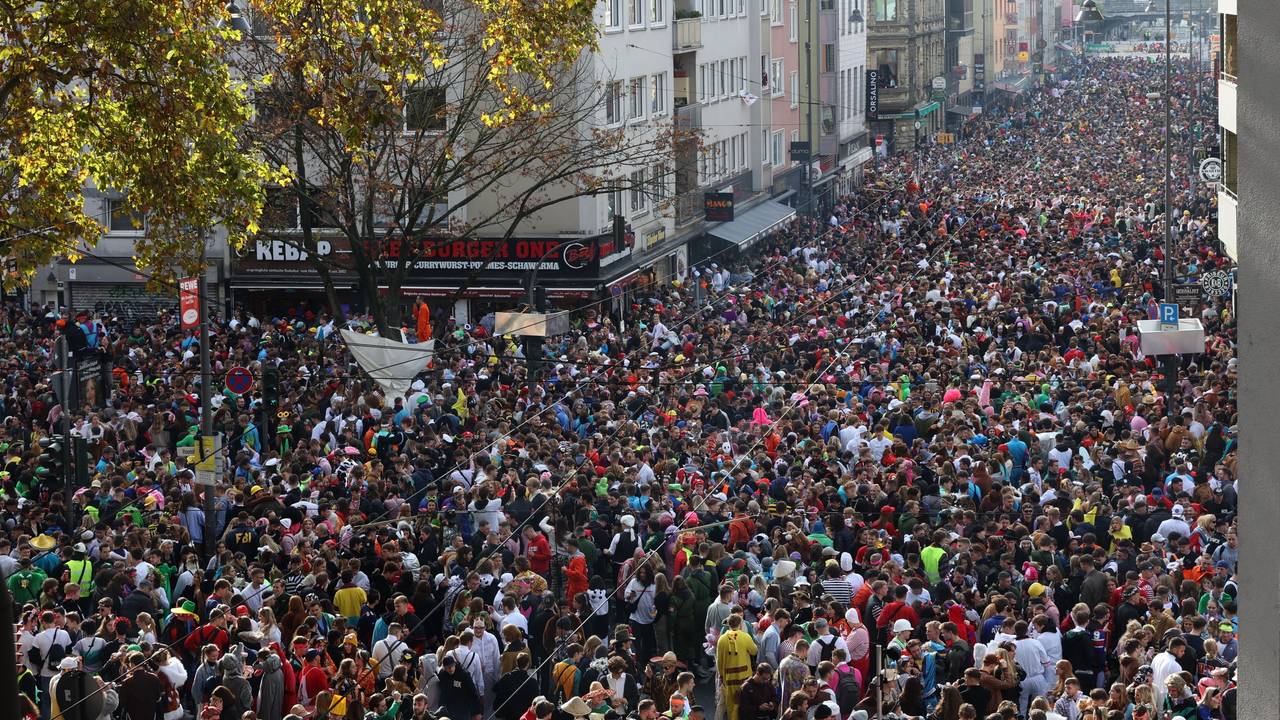 Blick auf die Zülpicher Straße am 11.11.