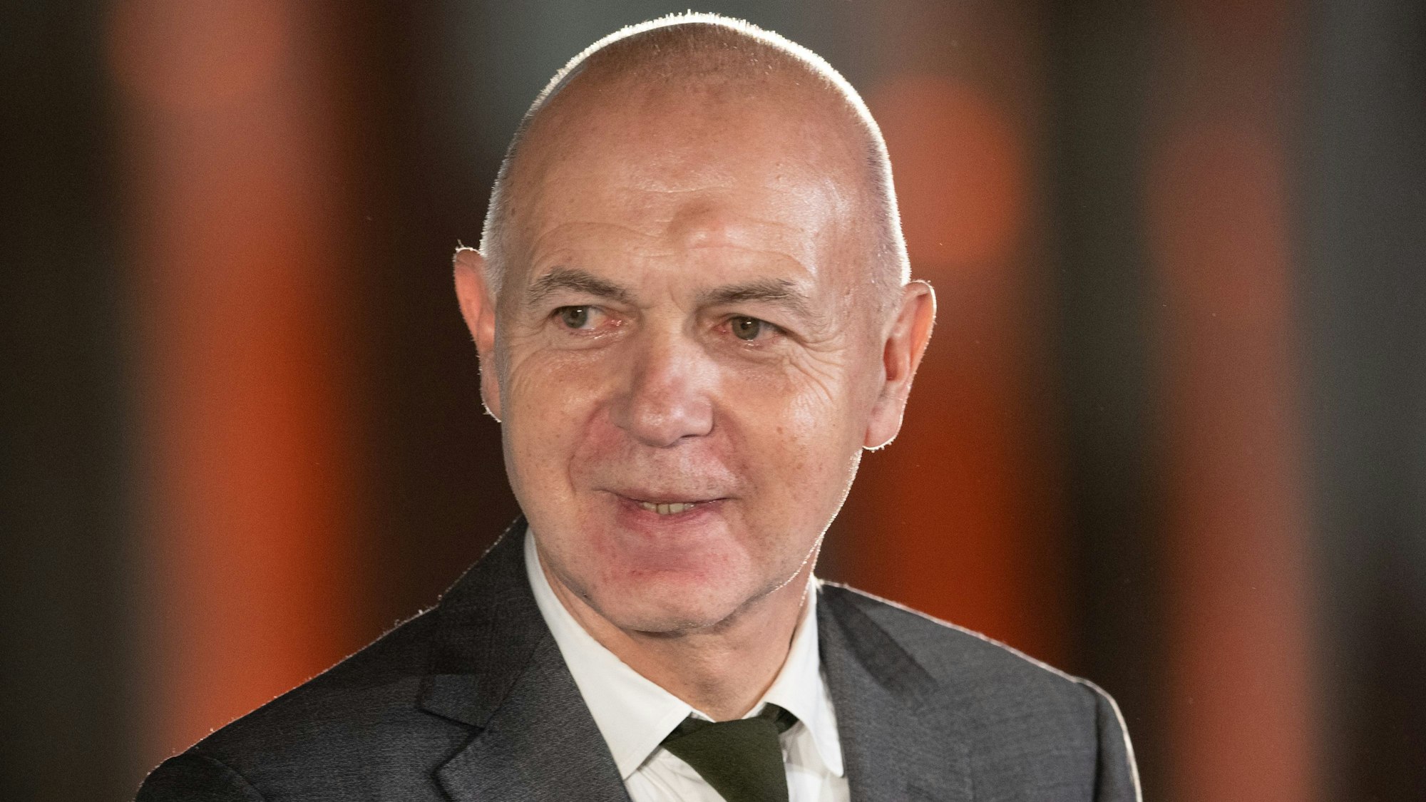 DFB-Präsident Bernd Neuendorf bei der Verleihung des Julius Hirsch Preises.