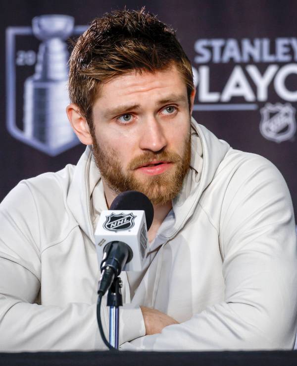 Eishockey-Star Leon Draisaitl auf einer Pressekonferenz der NHL am 23. Mai 2022.