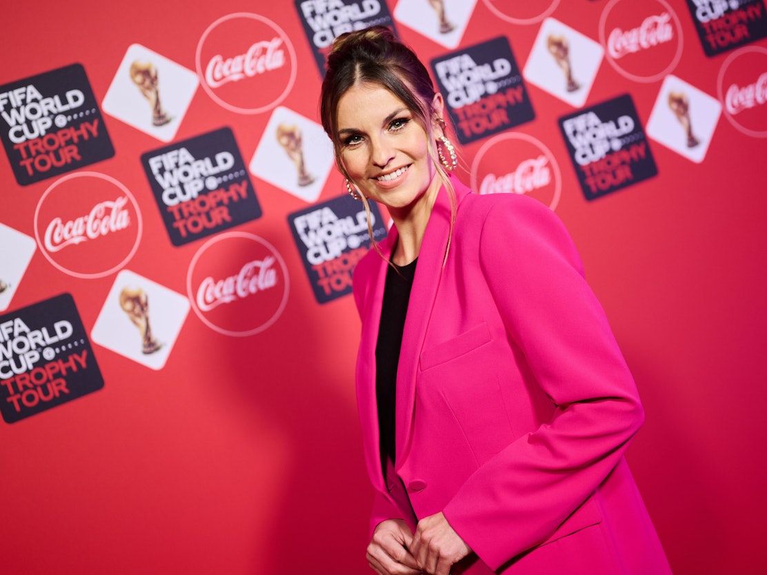 Laura Wontorra, Fernsehmoderatorin, kommt zur Trophy Night in das The Reed. Der FIFA WM-Pokal wird im Rahmen der FIFA World Cup Trophy Tour by Coca-Cola nach Berlin gebracht.