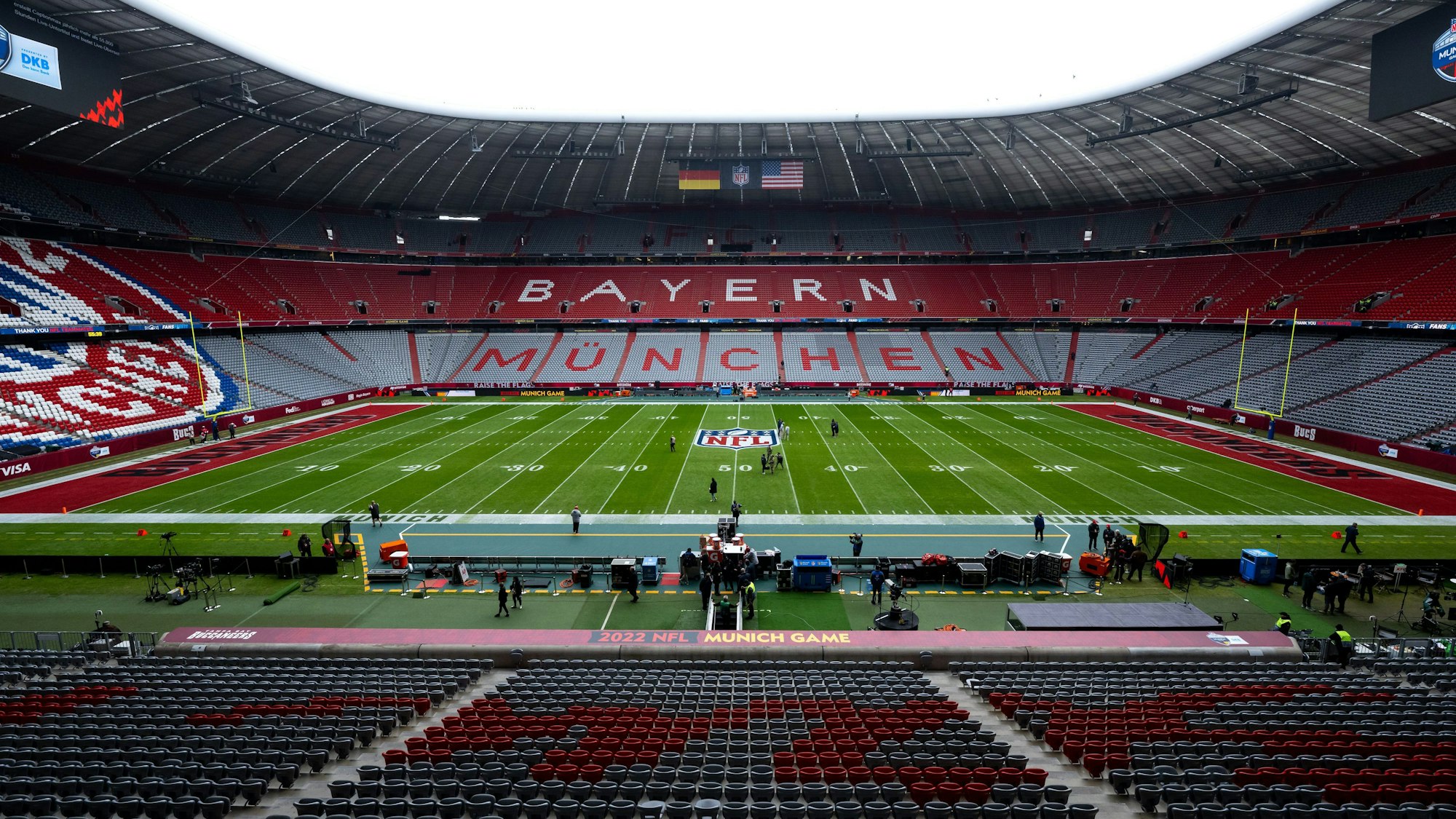 In der Allianz Arena in München wird das erste NFL-Spiel in Deutschland ausgetragen.