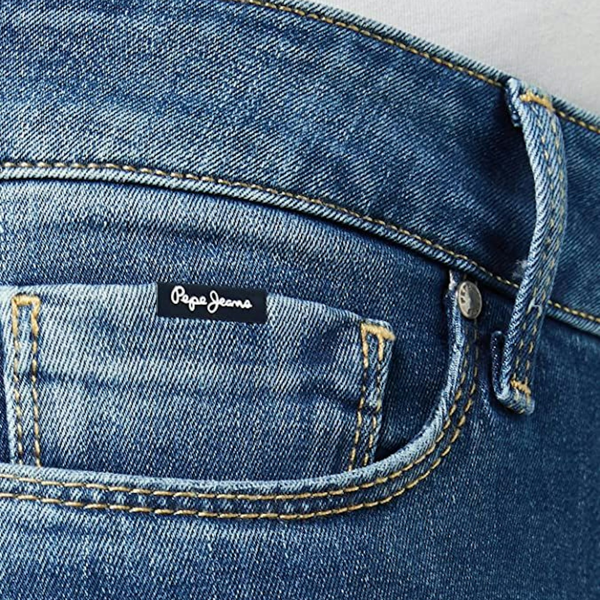 Pepe Jeans Hose mit dem Pepe Jeans Logo