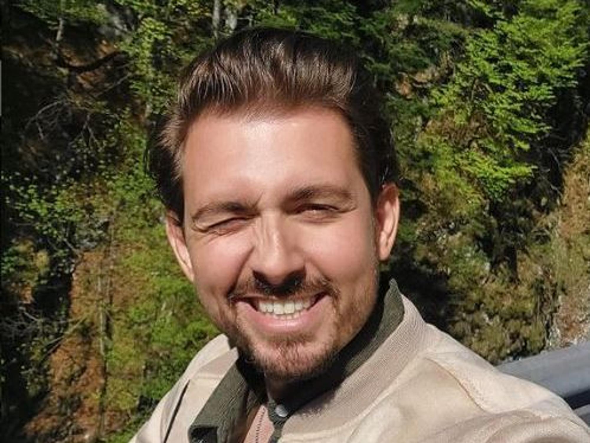 Das Selfie zeigt den Sat.1-Frühstücksfernsehen-Moderator Christian Wackert. Das Selfie wurde am 12. Mai 2022 bei Instagram veröffentlicht. Quelle: Instagram / chriswackert