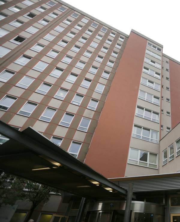 Die Evangelischen Kliniken in Gelsenkirchen von außen.