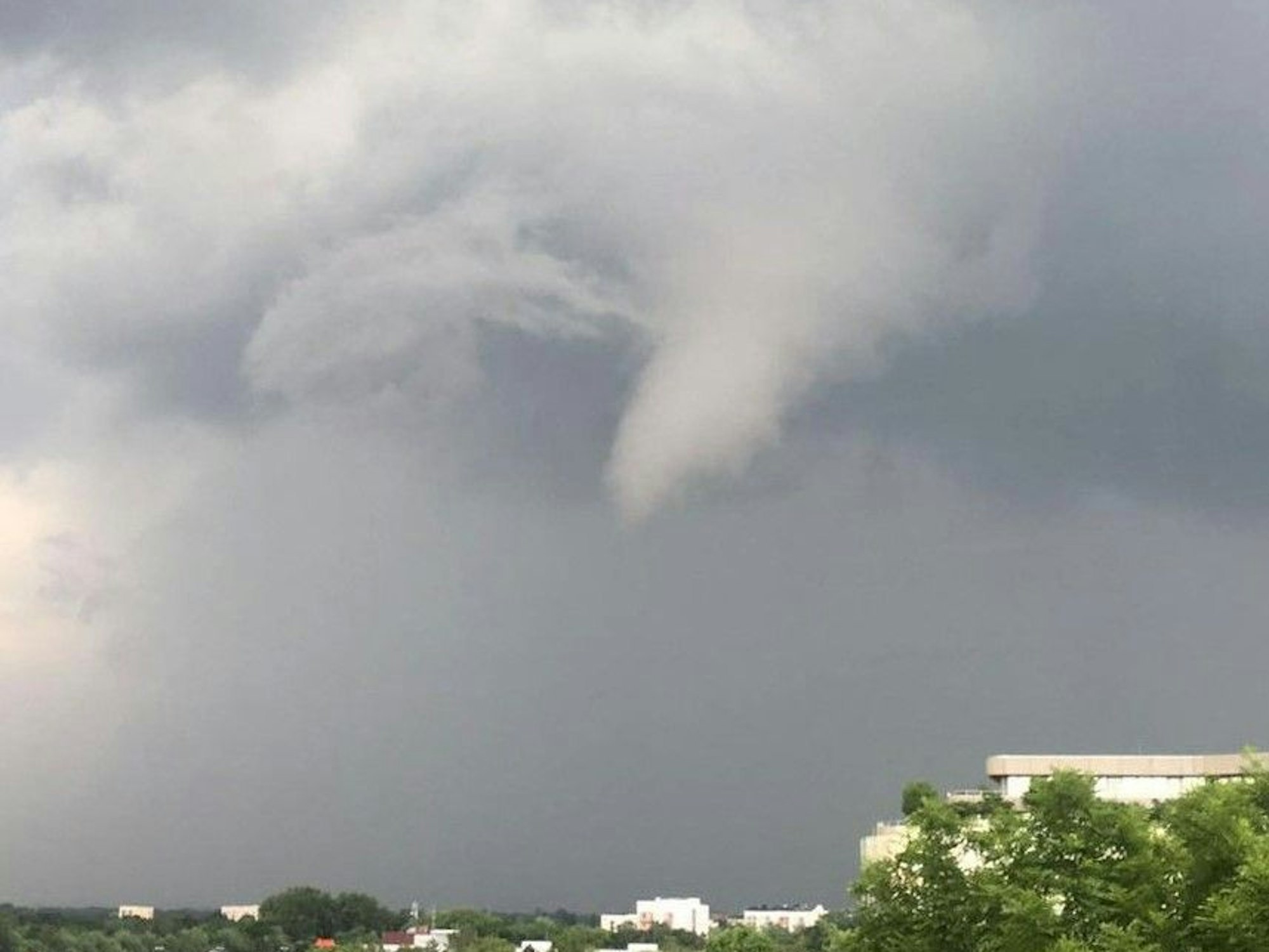 Ein schweres Unwetter ist am Donnerstag durch das Saarland gezogen. Hier ein Foto von einem anderen Vorkommen einer Windhose in Deutschland.