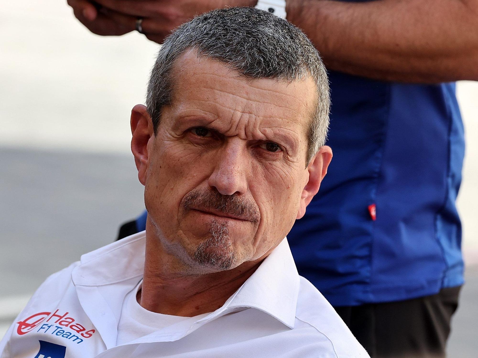 Günther Steiner, Teamchef Haas F1, trennt sich zum Saisonende von F1-Pilot Mick Schumacher.