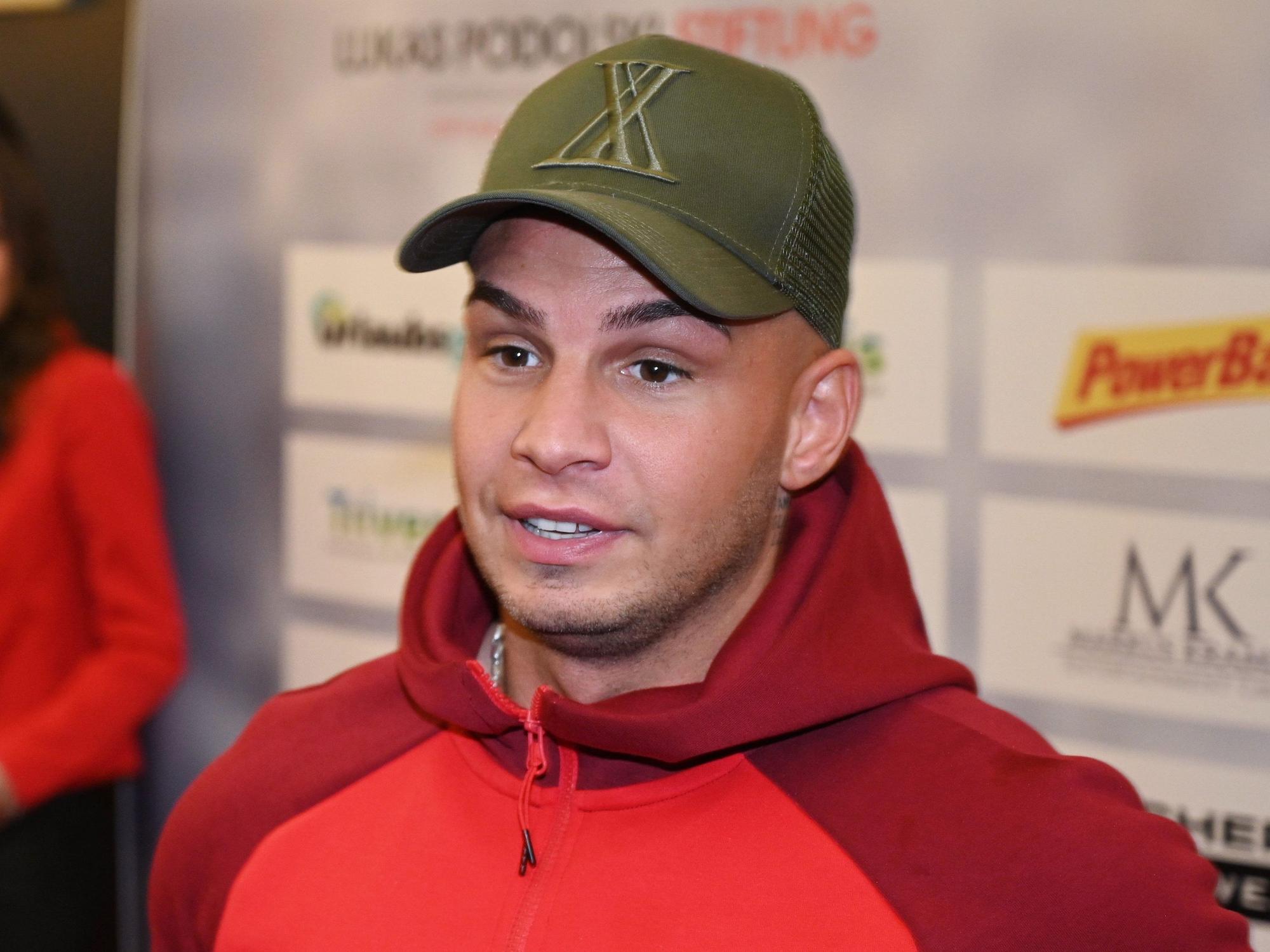 Der Sänger Pietro Lombardi kommt zum Prominentenspiel im Rahmen des Hallenfußballturniers «Schauinsland Reisen Cup».