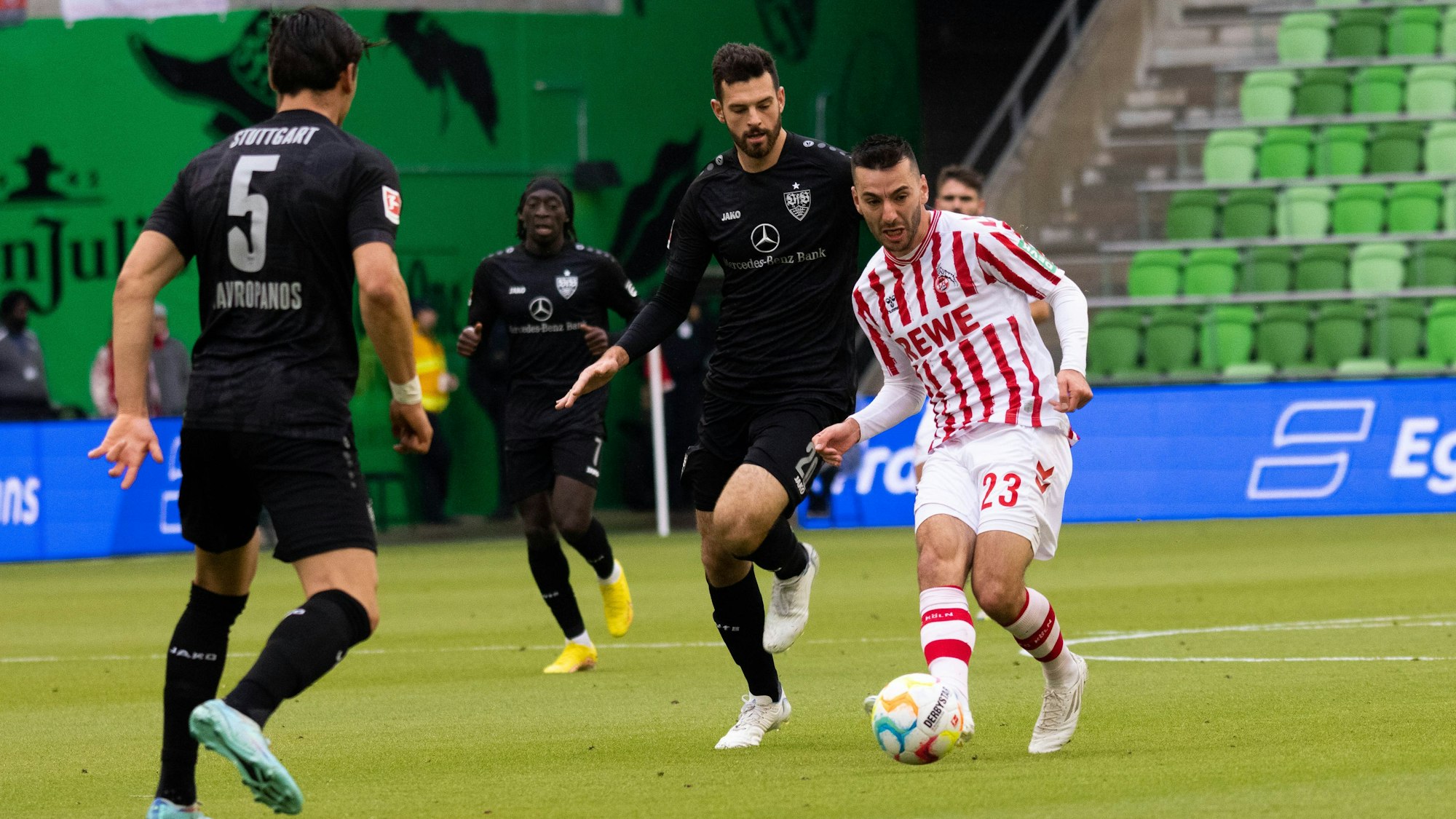 Sargis Adamyan im Spiel des 1. FC Köln gegen den VfB Stuttgart.
