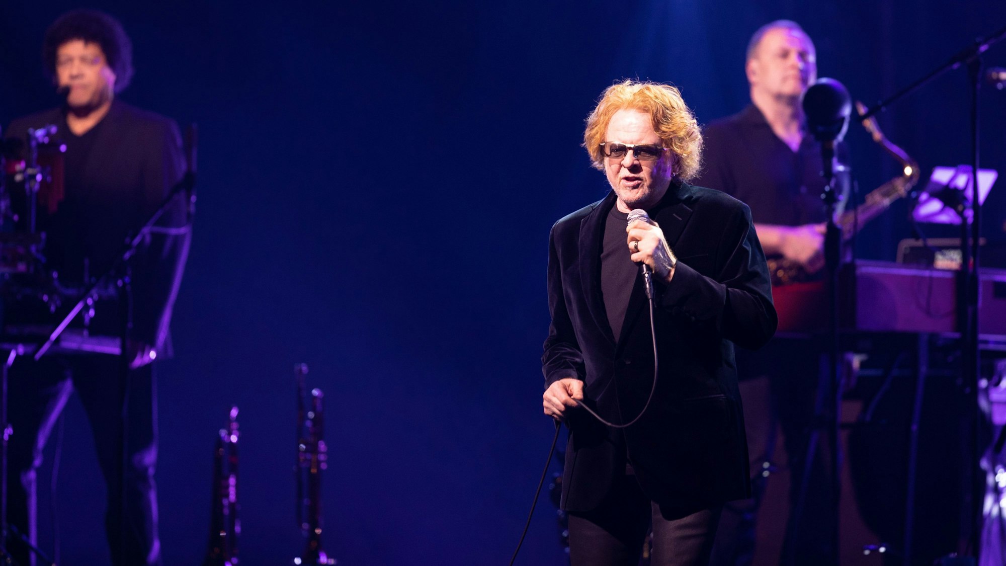 Mick Hucknall (Sänger) ; Simply Red am 20.11.2022 in der Lanxess Arena in Köln (Deutschland).