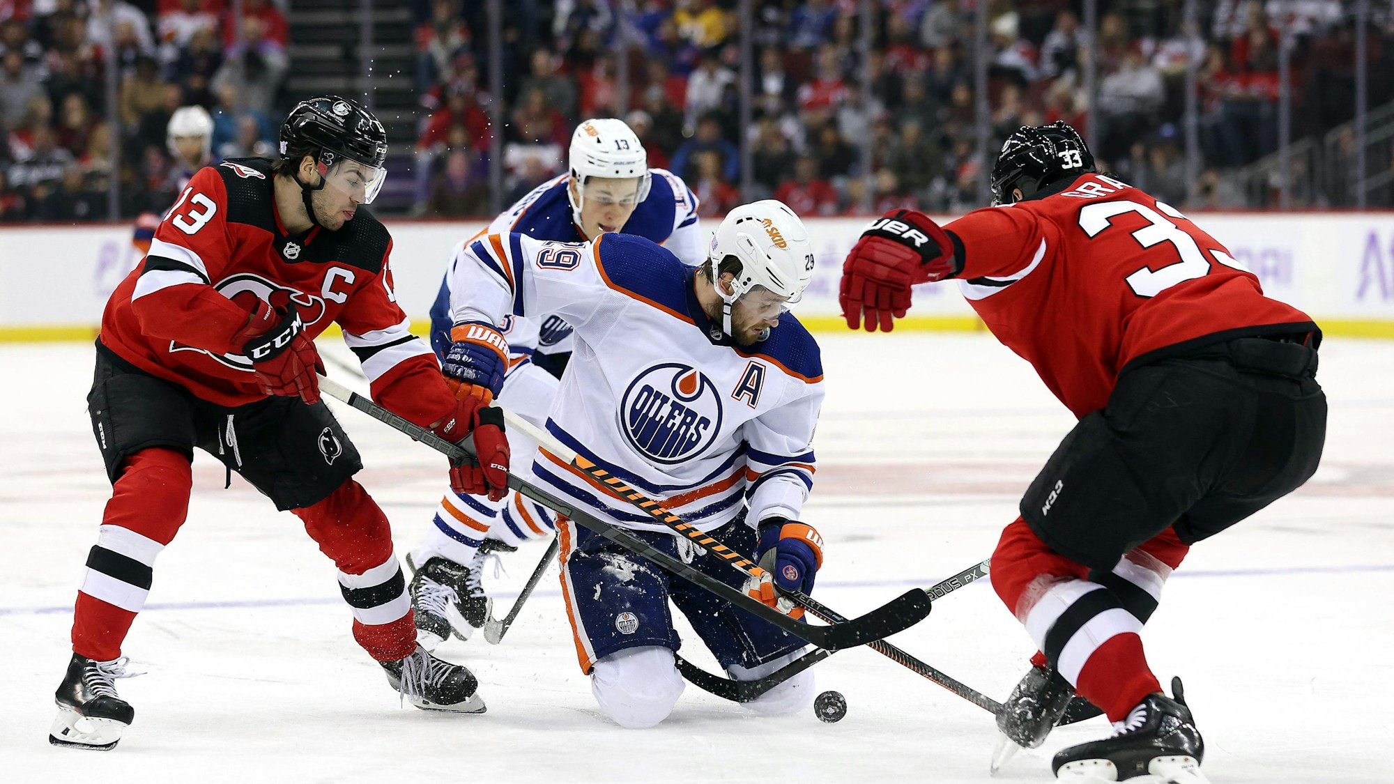 Leon Draisaitl im Spiel gegen die New Jersey Devils.